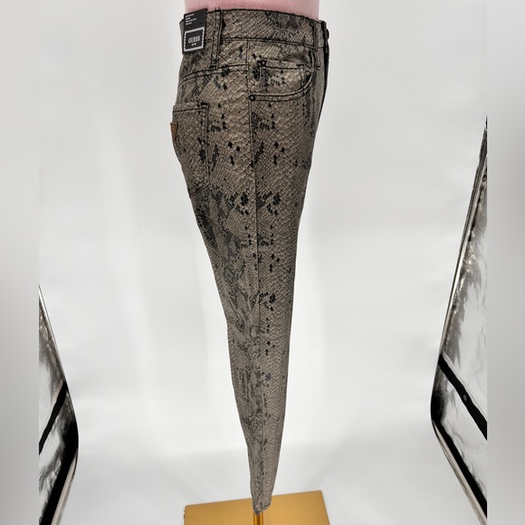 NWT Guess High Rise Skinny Pants - Picture 5 of 10